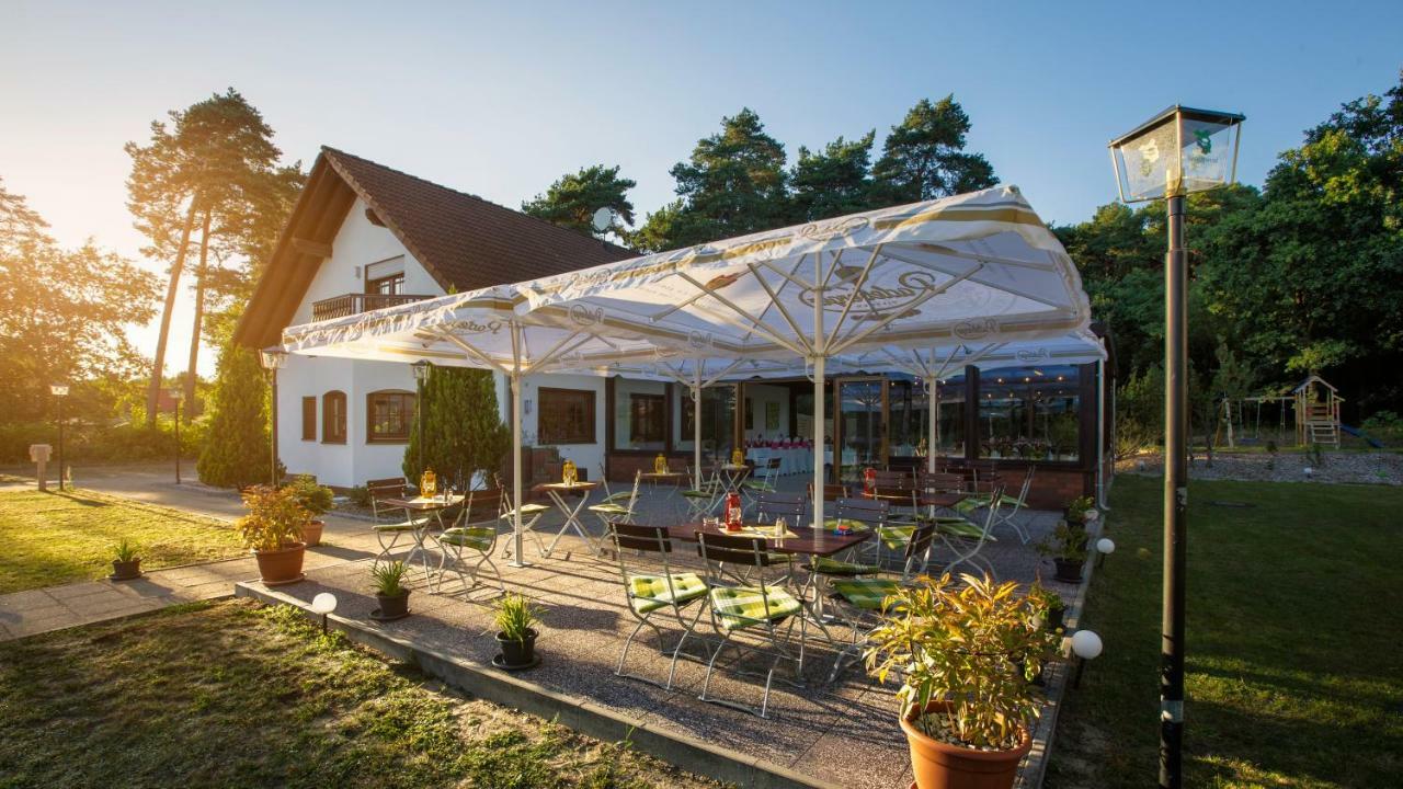 Lokal Genial Pension & Restaurant Beelitz Εξωτερικό φωτογραφία