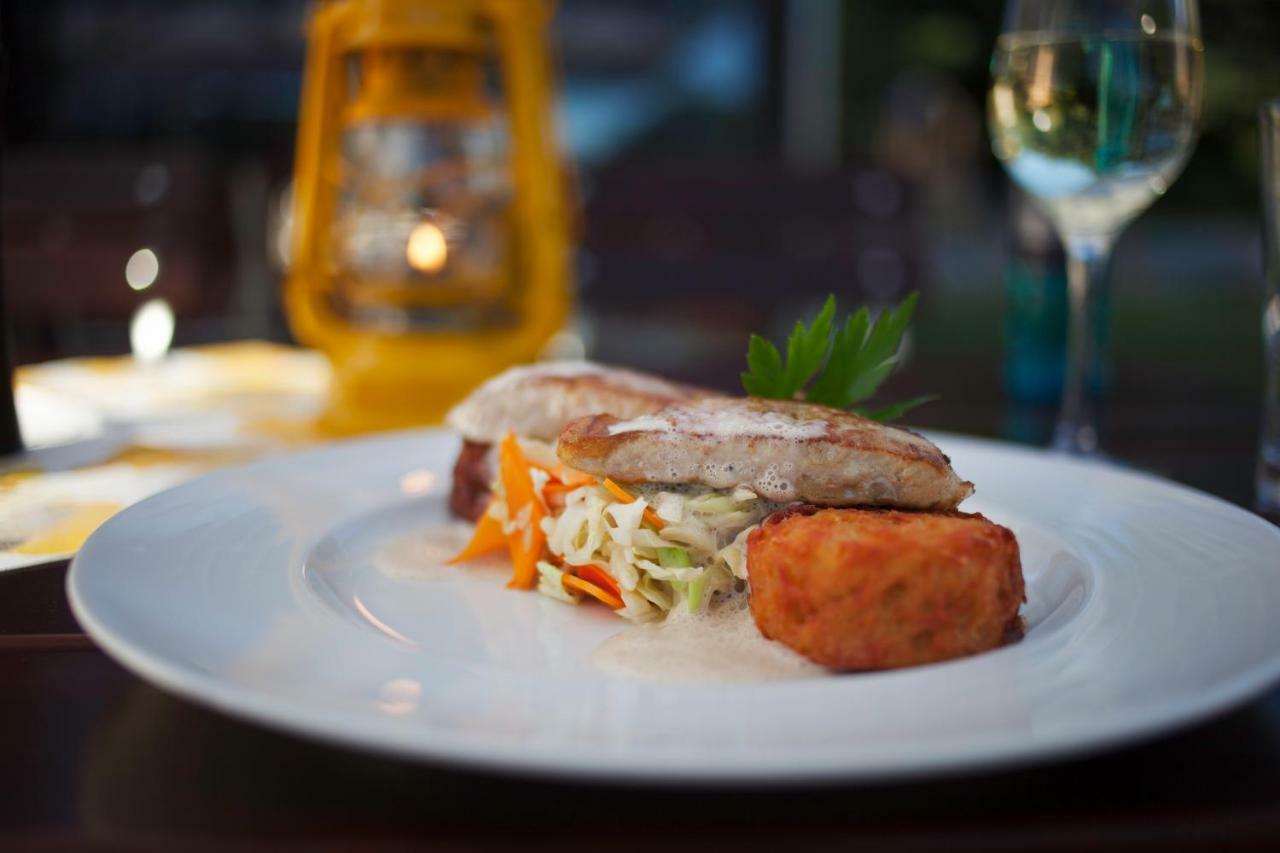 Lokal Genial Pension & Restaurant Beelitz Εξωτερικό φωτογραφία